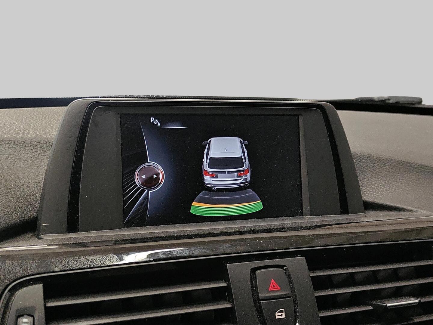 BMW 320 2015