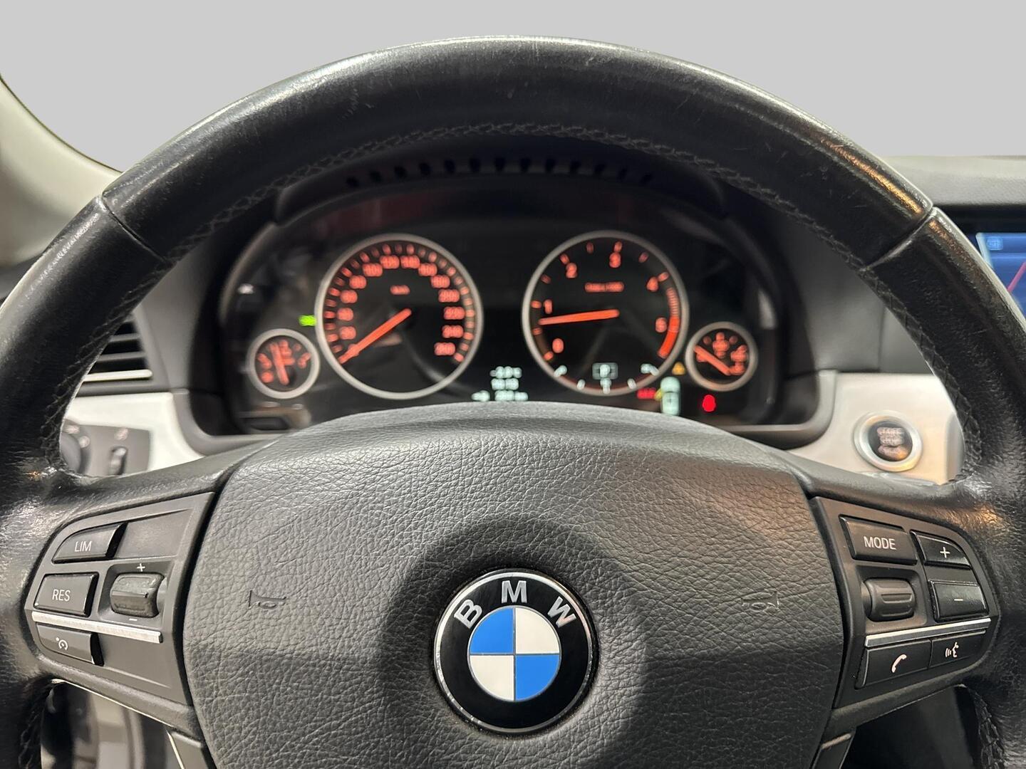 BMW 525 2011