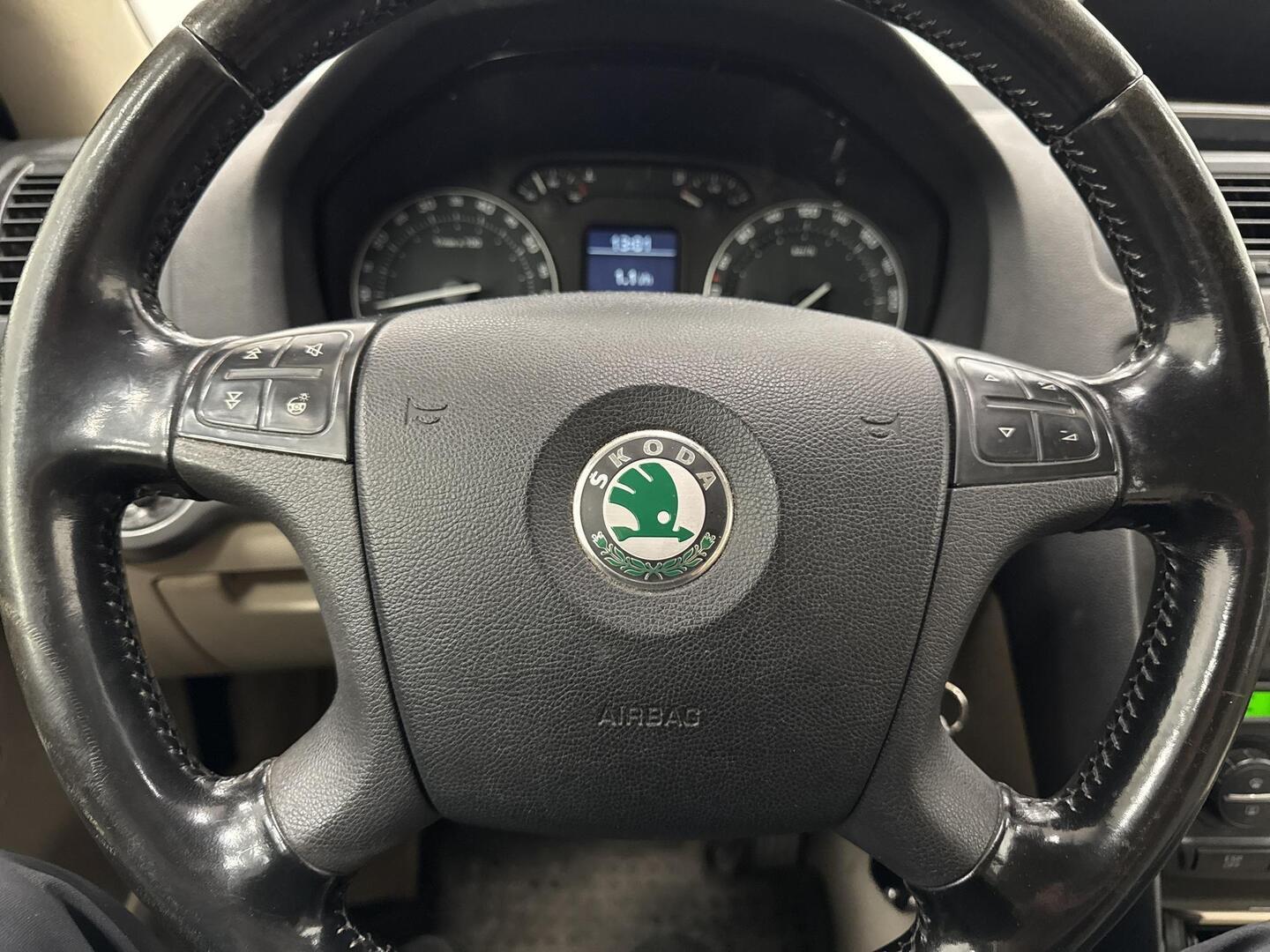 SKODA Octavia 2005