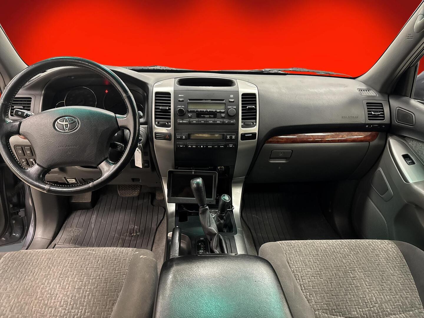 TOYOTA Land Cruiser 2005
