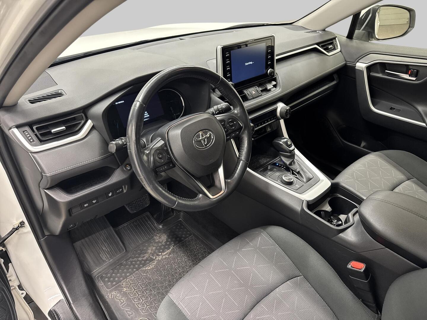 TOYOTA RAV4 2019