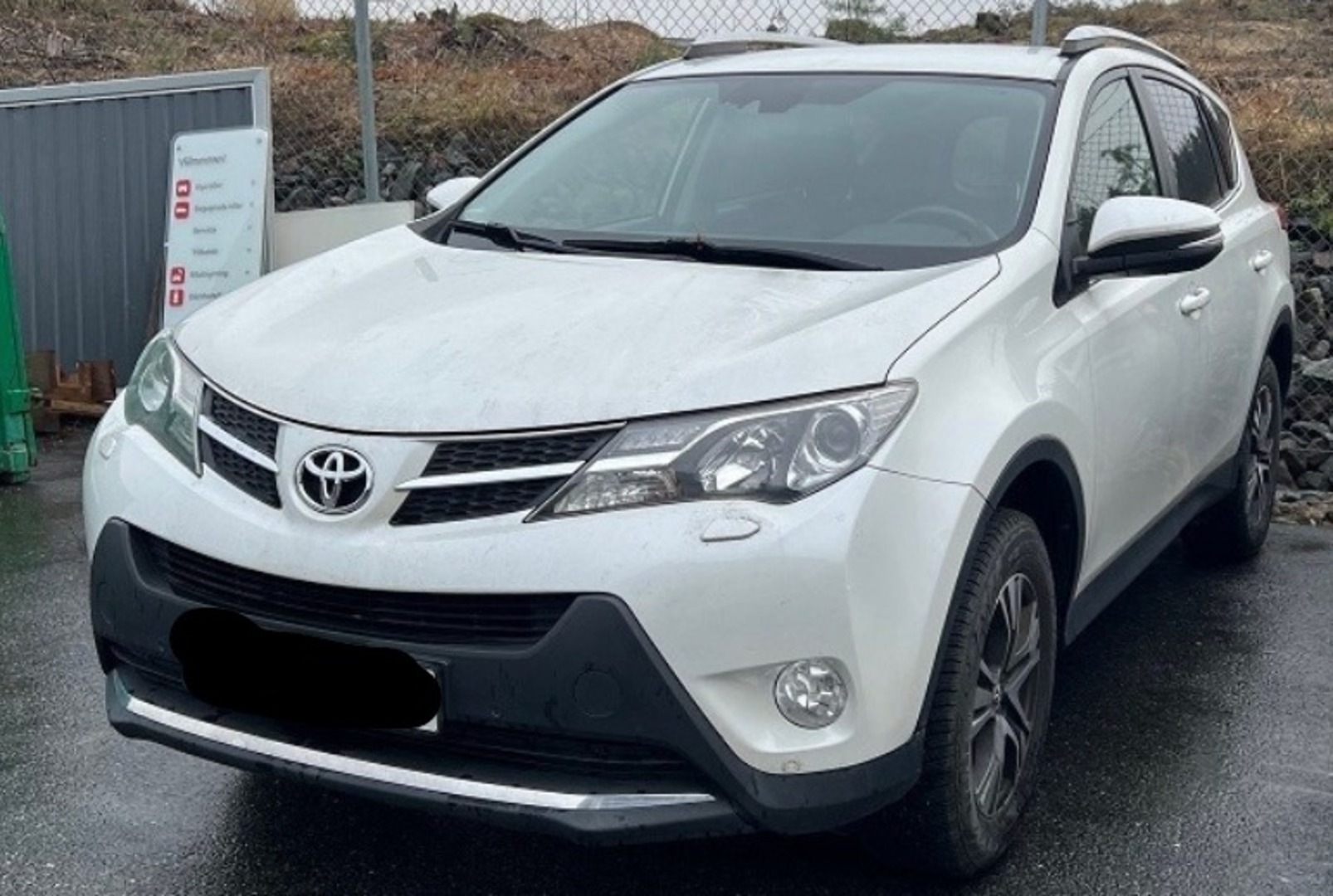 TOYOTA RAV4 2015