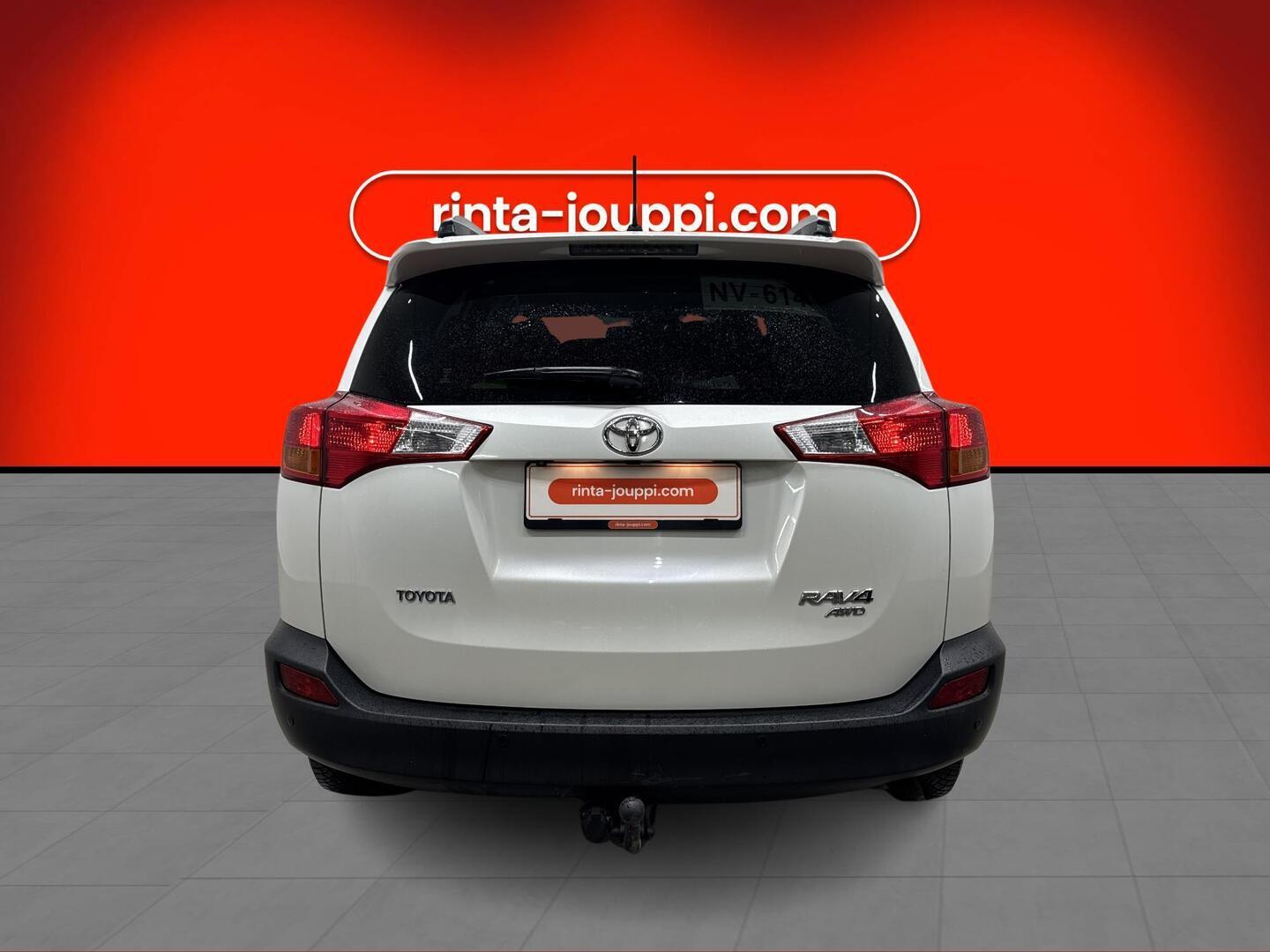TOYOTA RAV4 2015