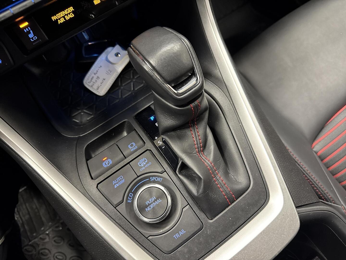 TOYOTA RAV4 PLUG-IN 2022