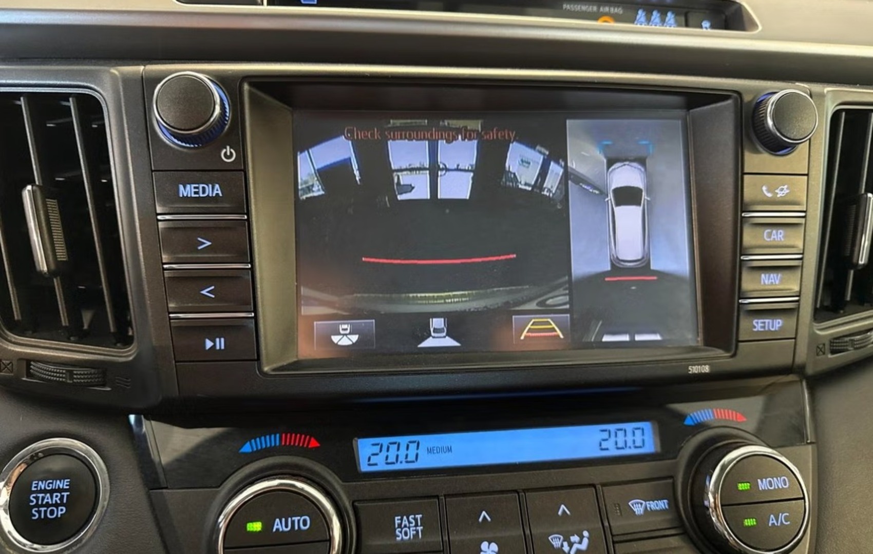 TOYOTA RAV4 2017