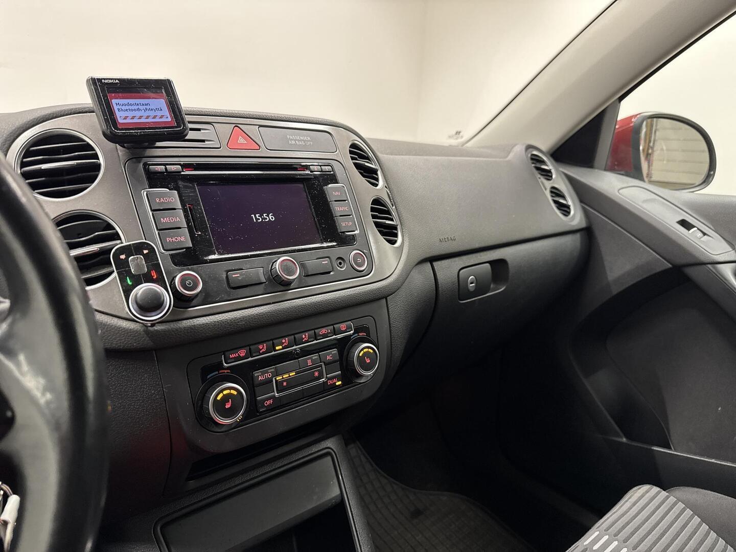 VOLKSWAGEN Tiguan 2011