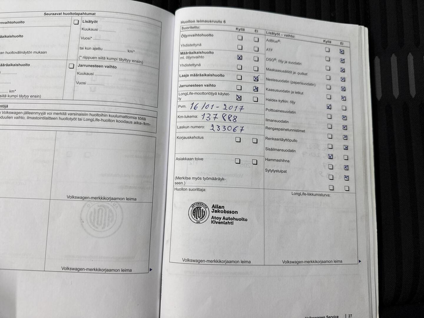 VOLKSWAGEN Tiguan 2011