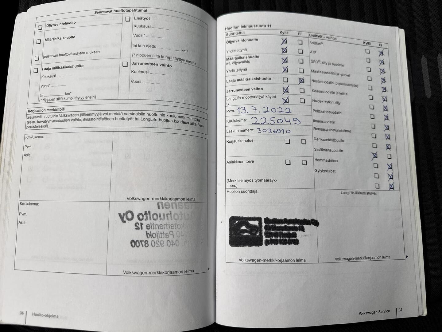 VOLKSWAGEN Tiguan 2011