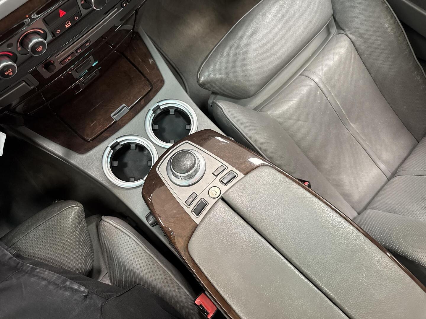 BMW 730 2004