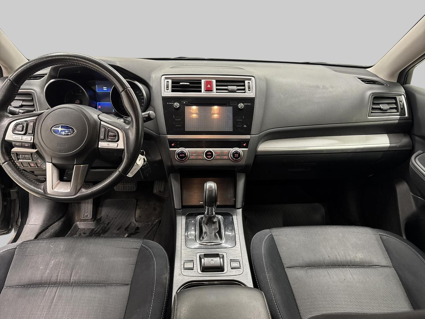 SUBARU Outback 2015