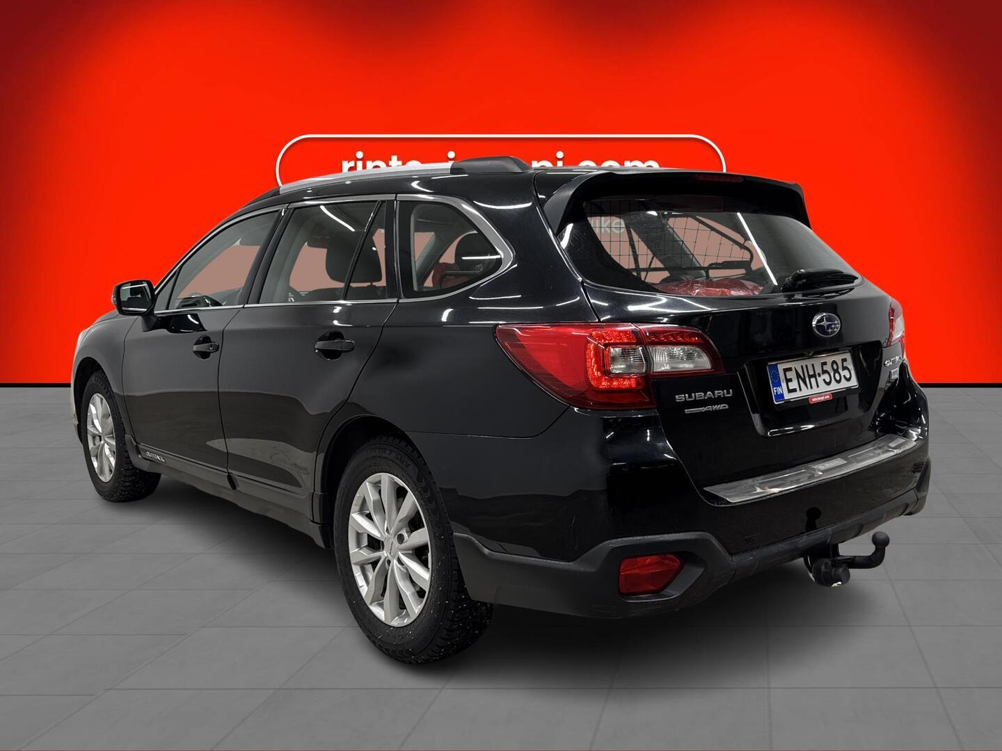SUBARU Outback 2015