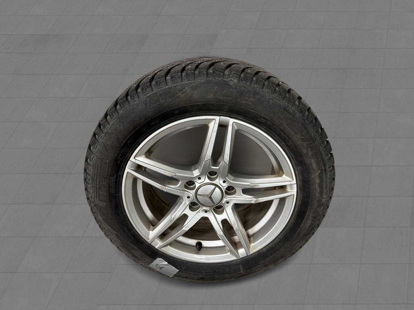 MERCEDES-BENZ E 2012
