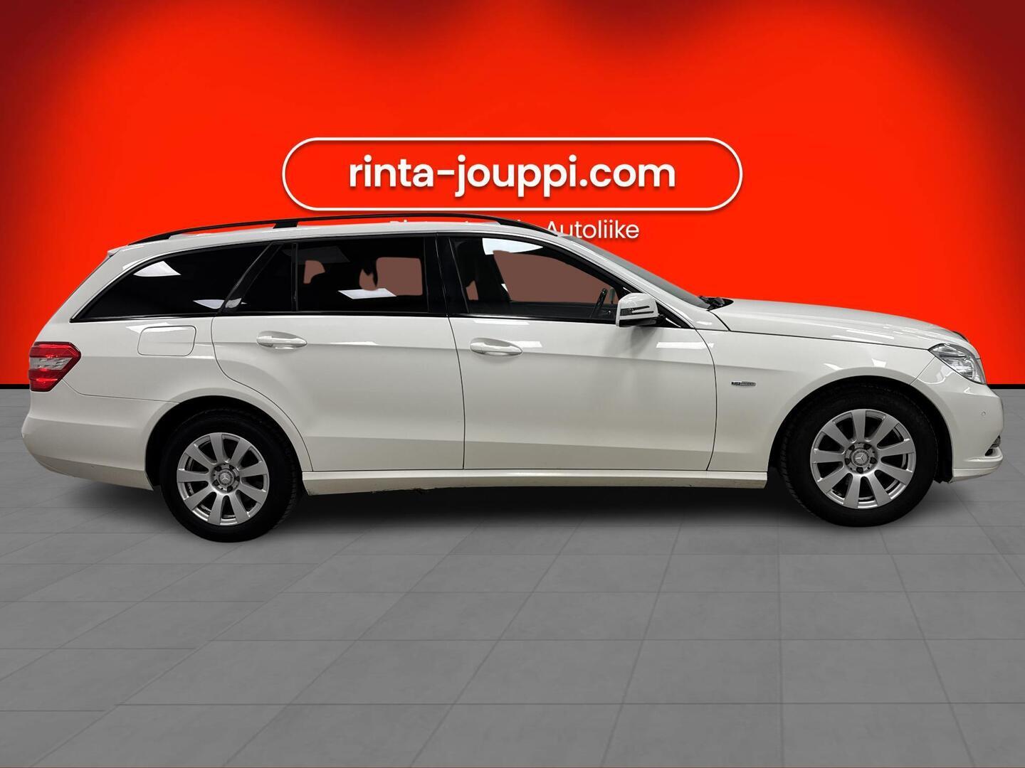 MERCEDES-BENZ E 2012