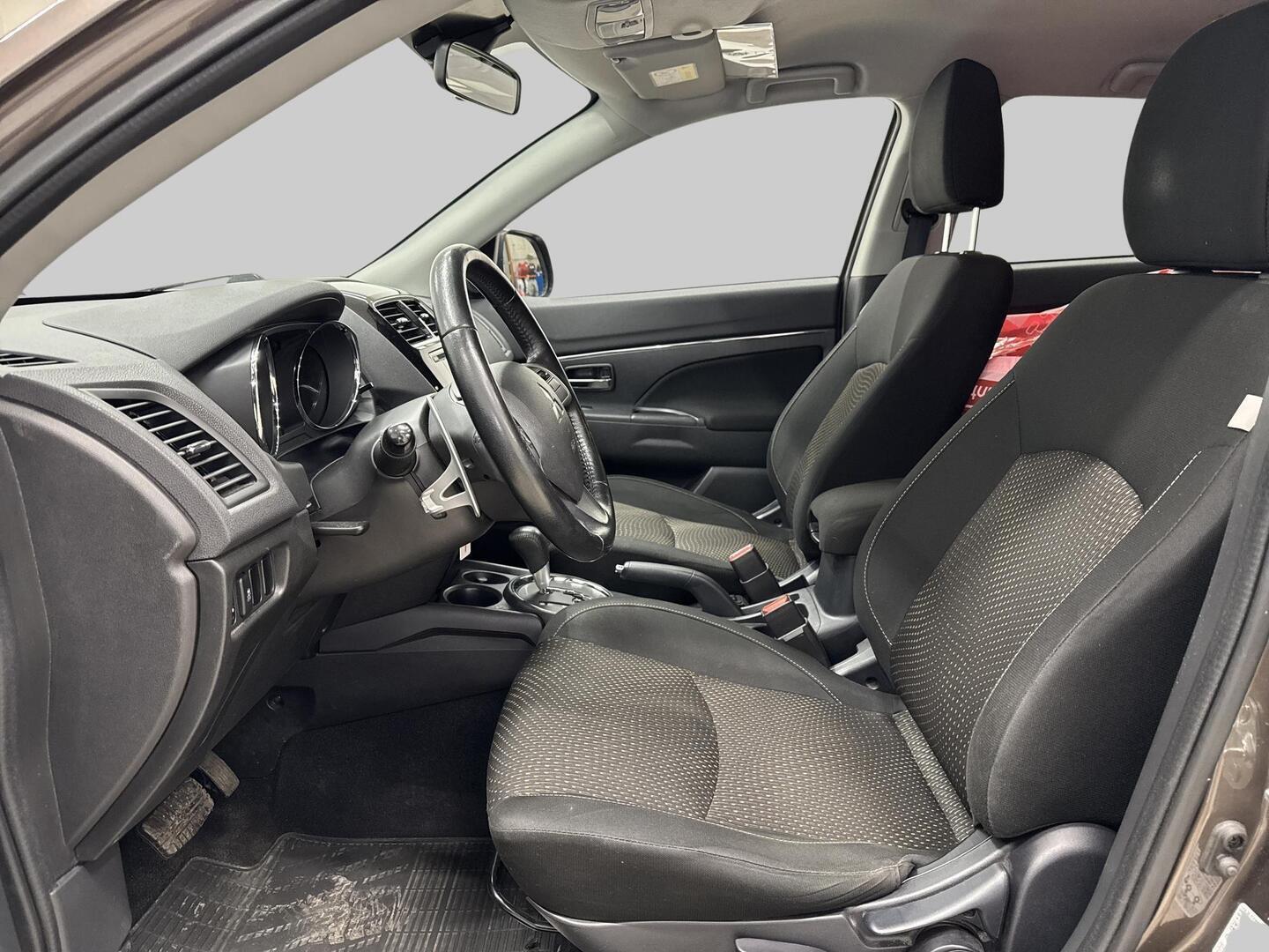 MITSUBISHI ASX 2015