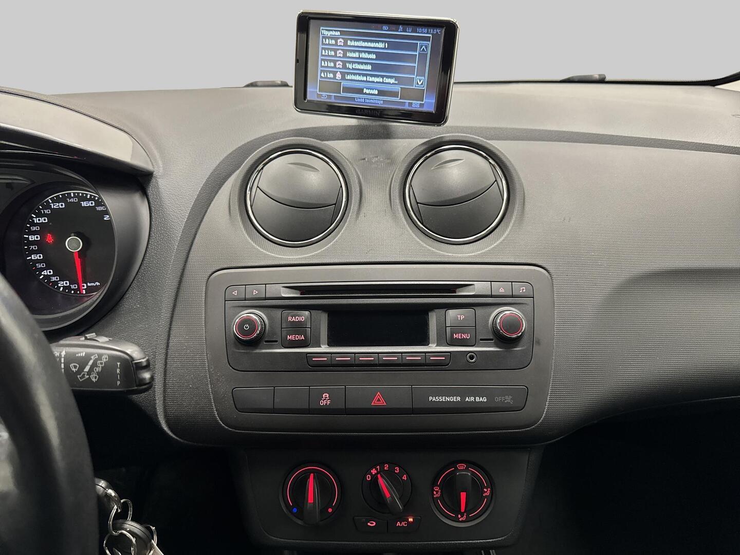 SEAT Ibiza ST 2015