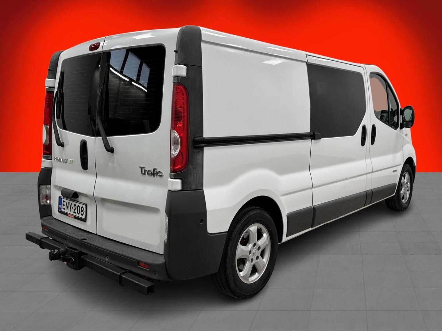 RENAULT Trafic 2012