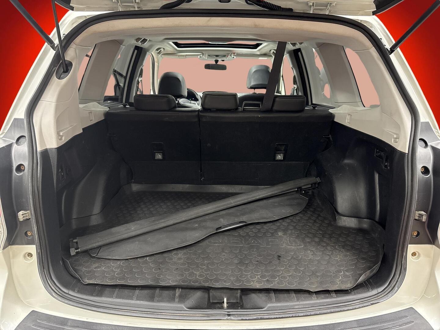 SUBARU Forester 2017