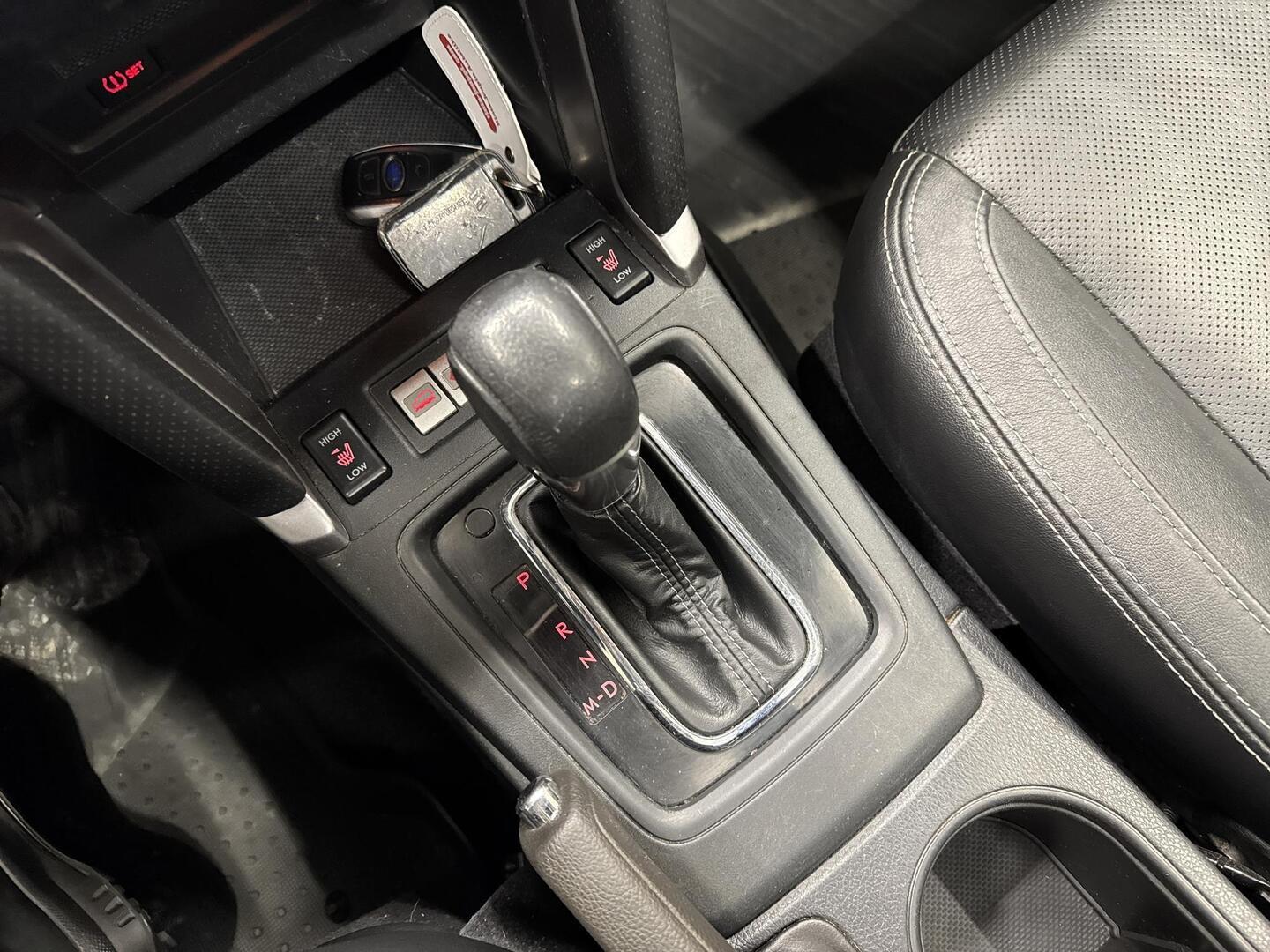 SUBARU Forester 2017