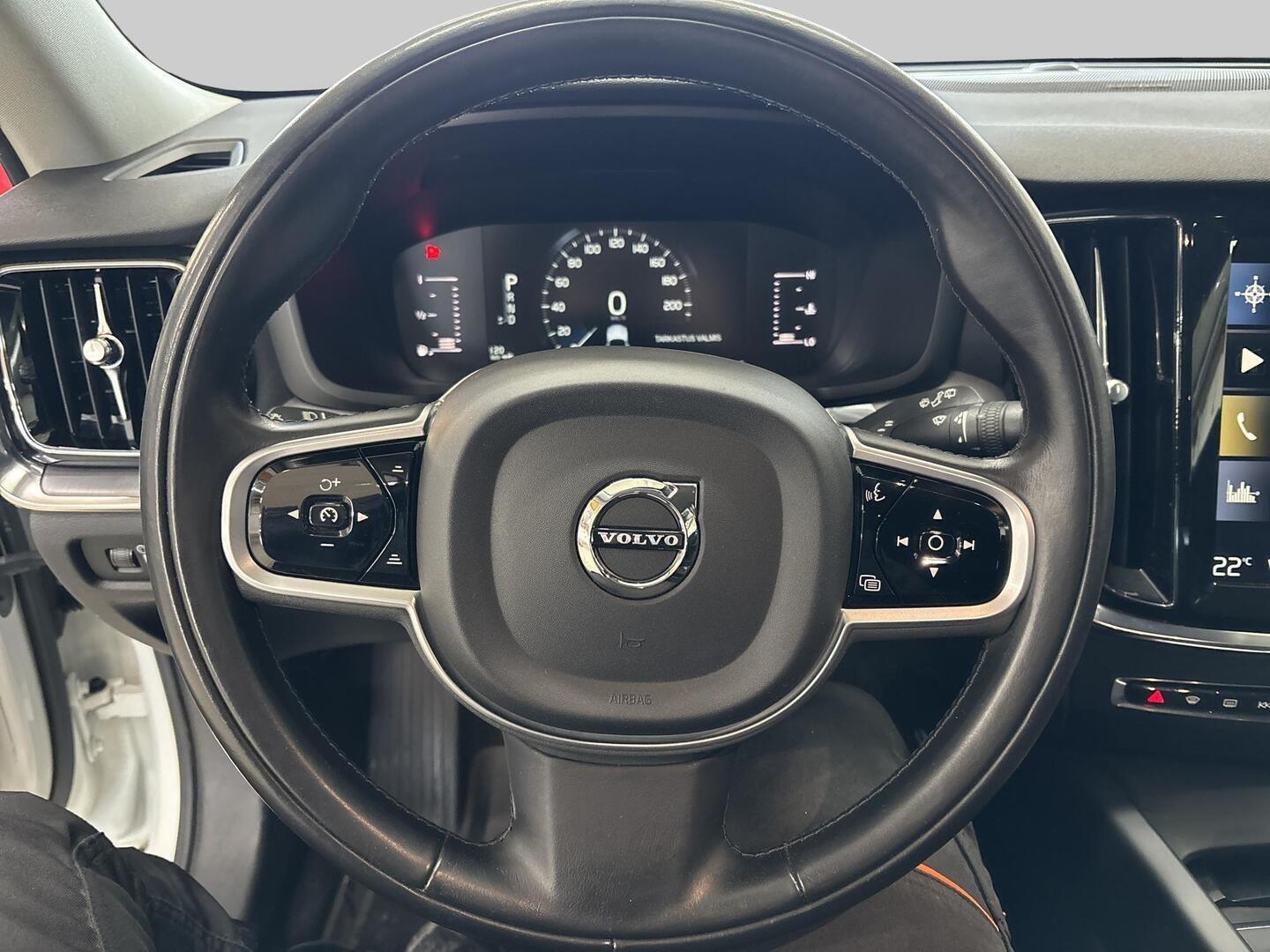 VOLVO V60 2018