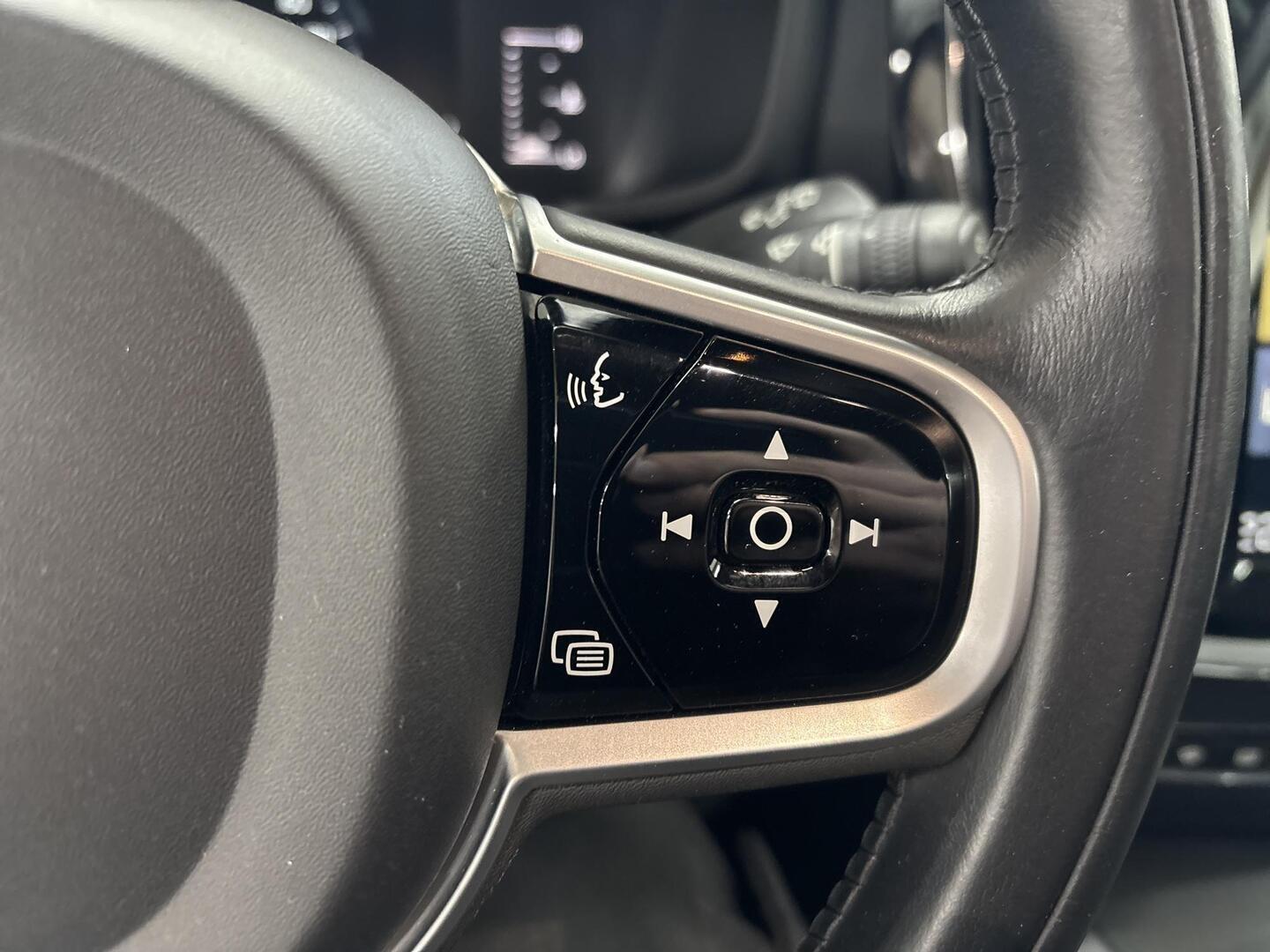 VOLVO V60 2018