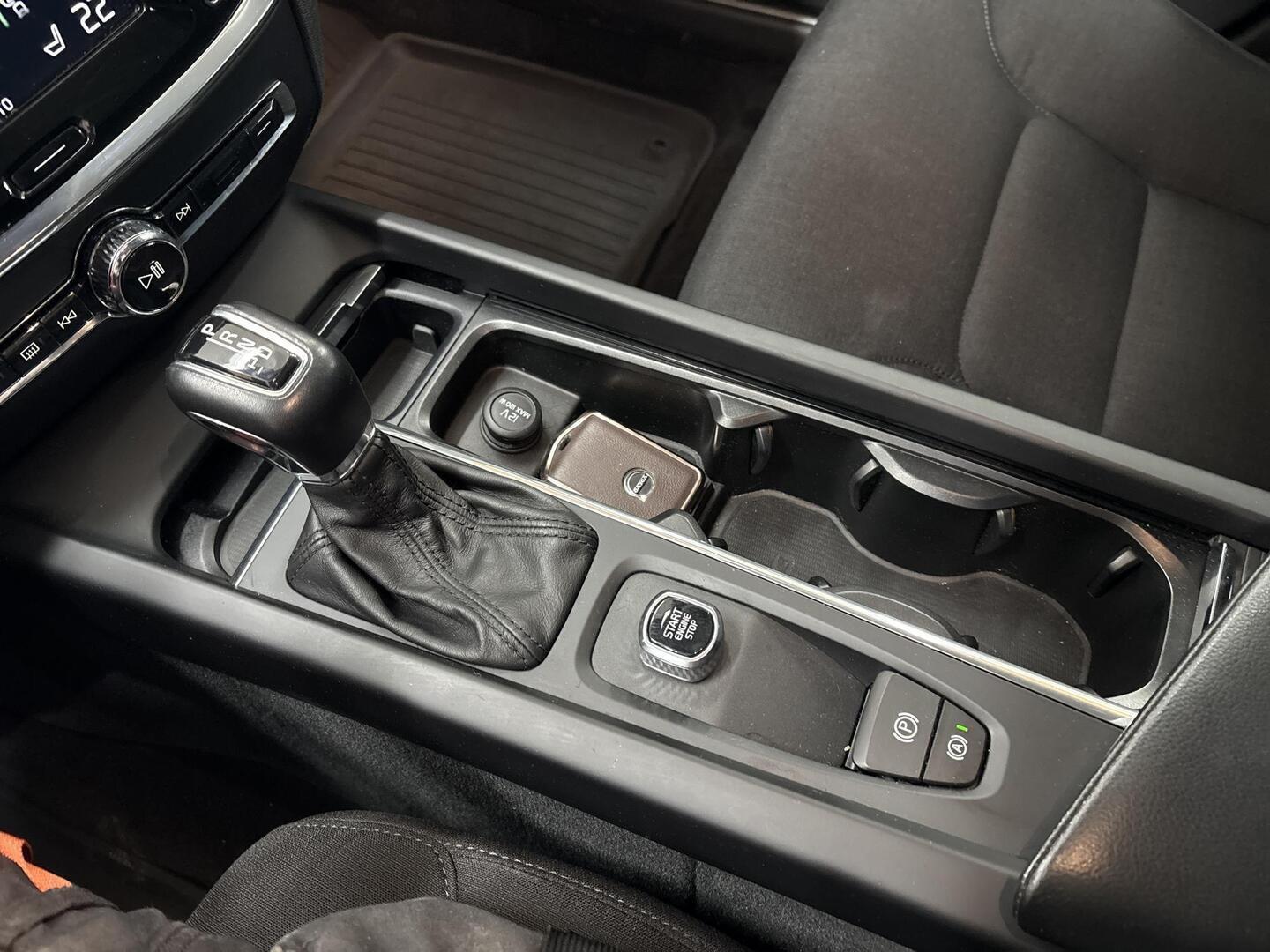 VOLVO V60 2018
