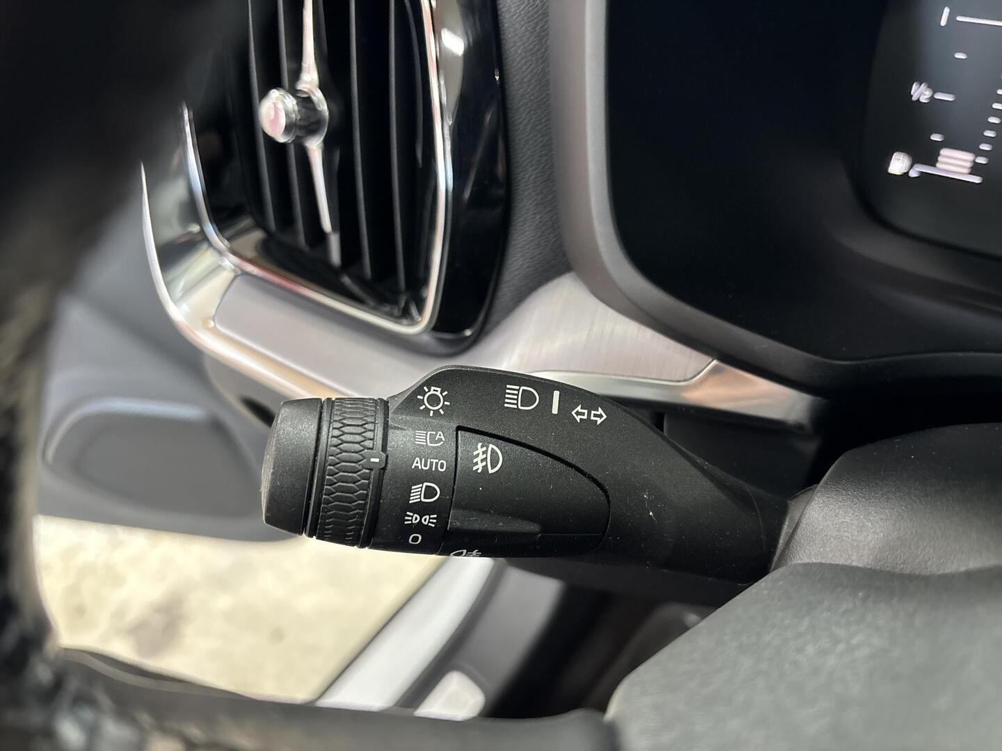 VOLVO V60 2018