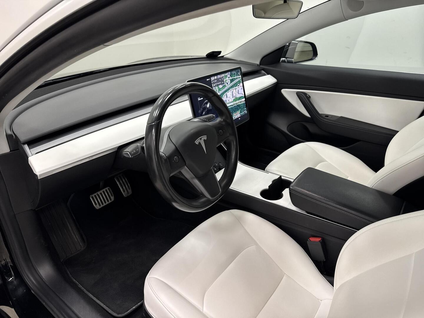TESLA Model 3 2019