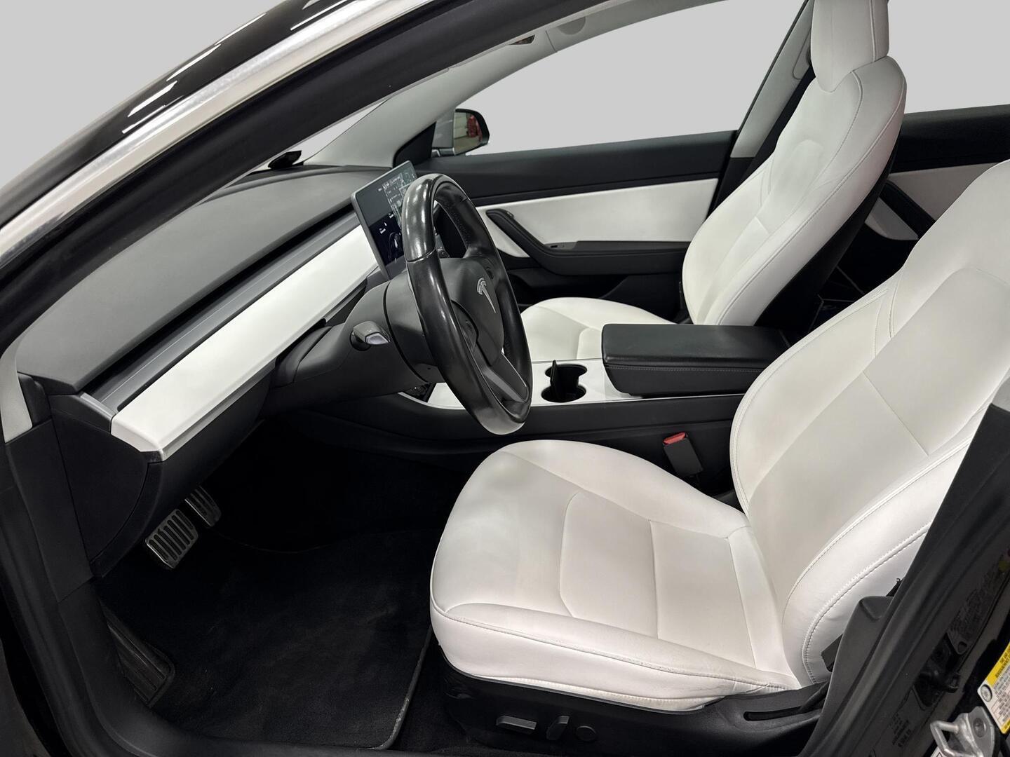 TESLA Model 3 2019