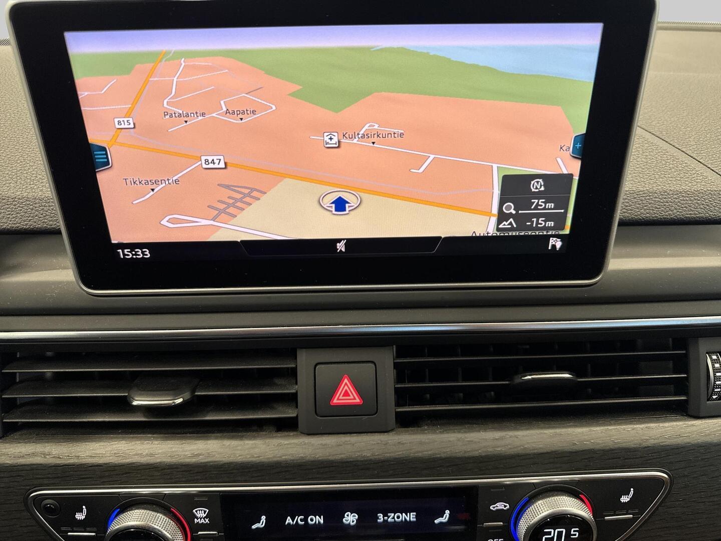 AUDI A4 2019
