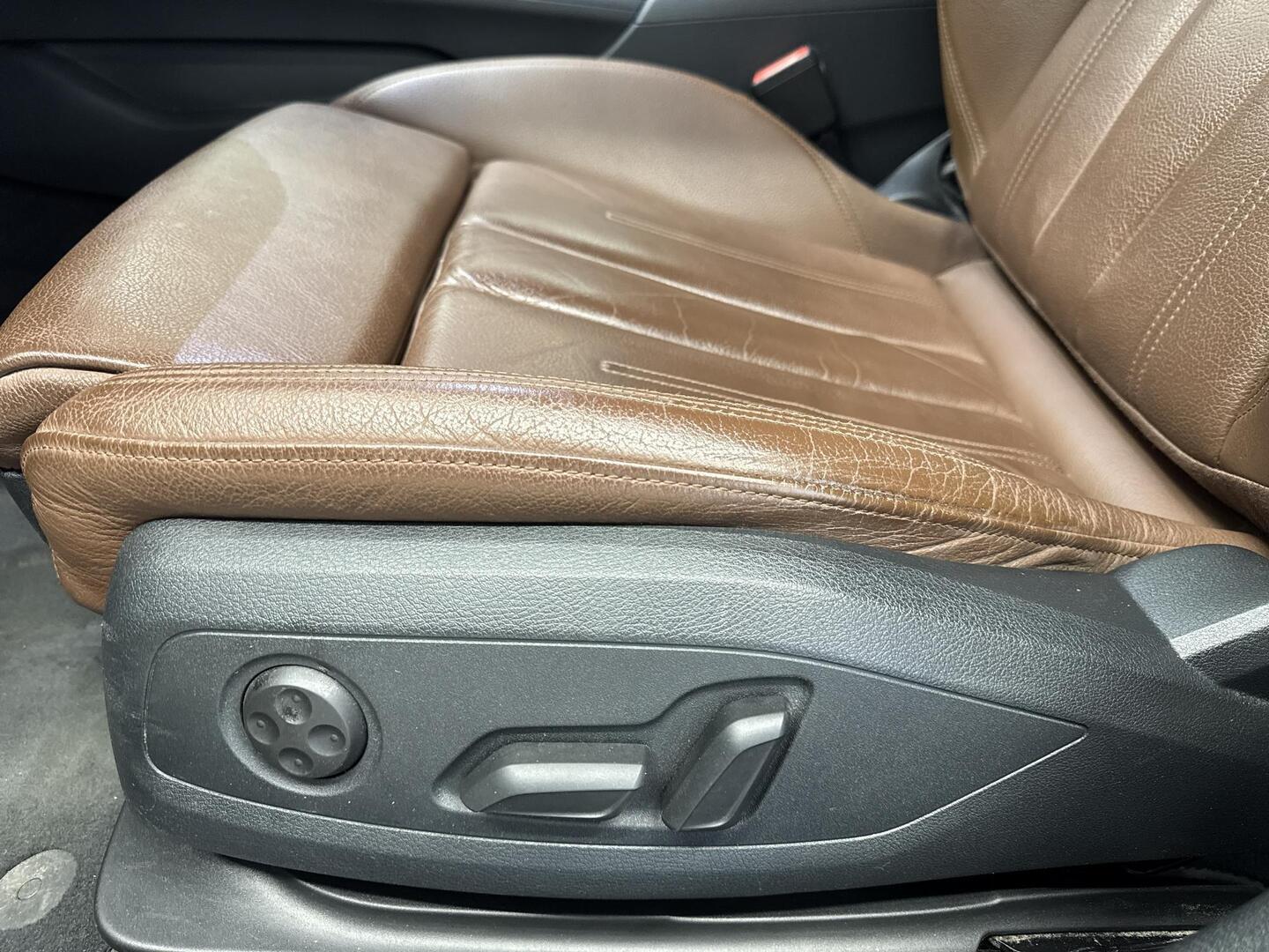 AUDI A4 2019