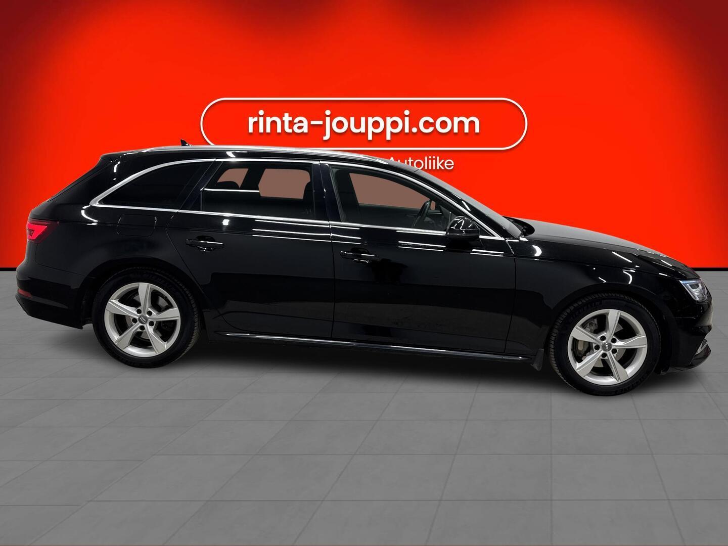 AUDI A4 2019