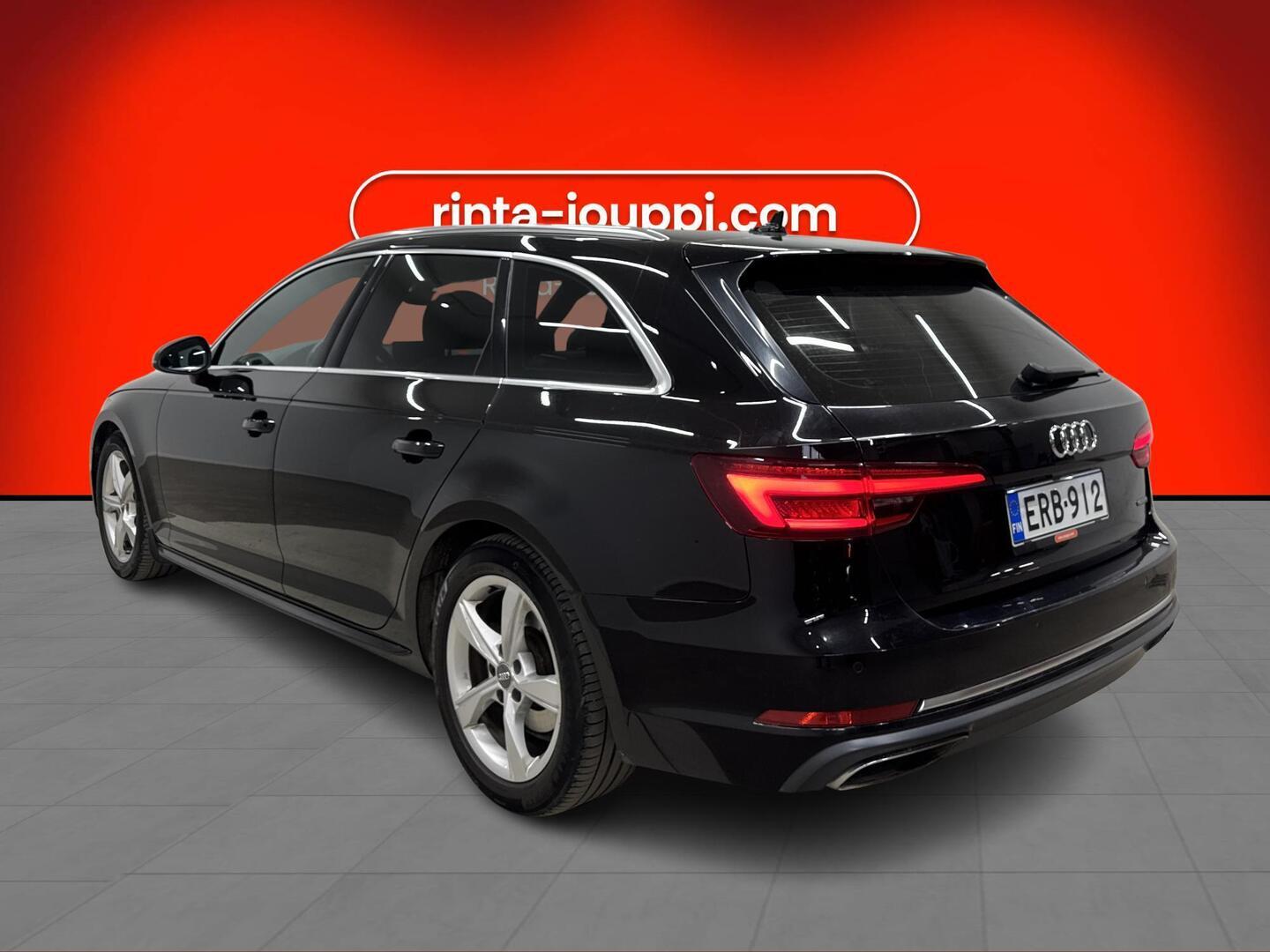 AUDI A4 2019
