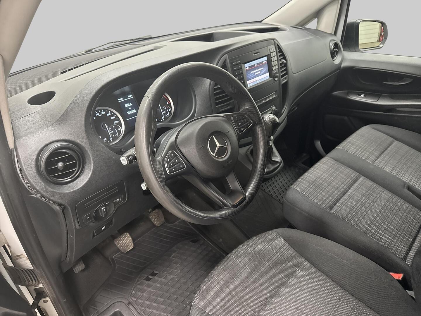 MERCEDES-BENZ Vito 2021