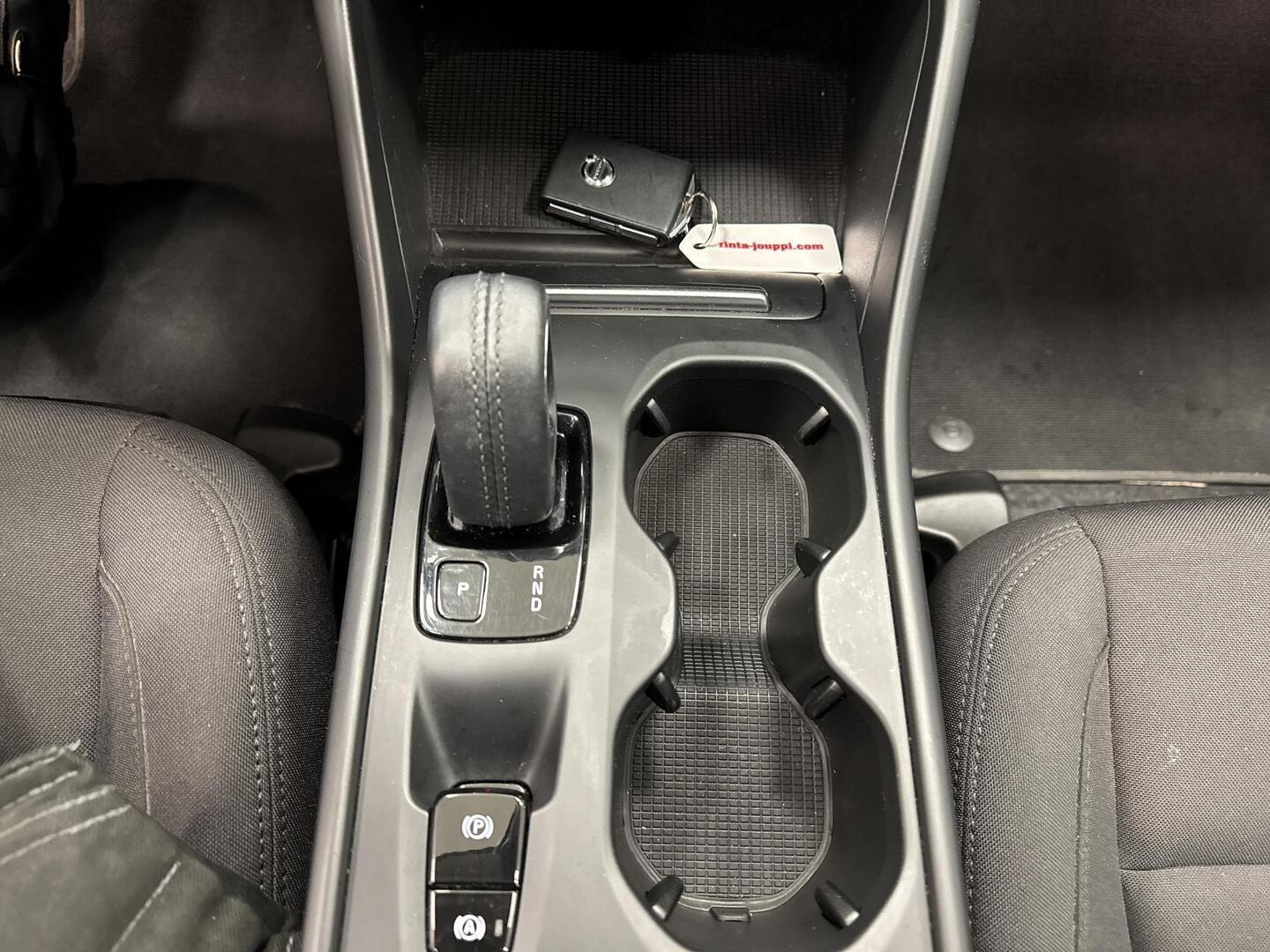 VOLVO XC40 2020