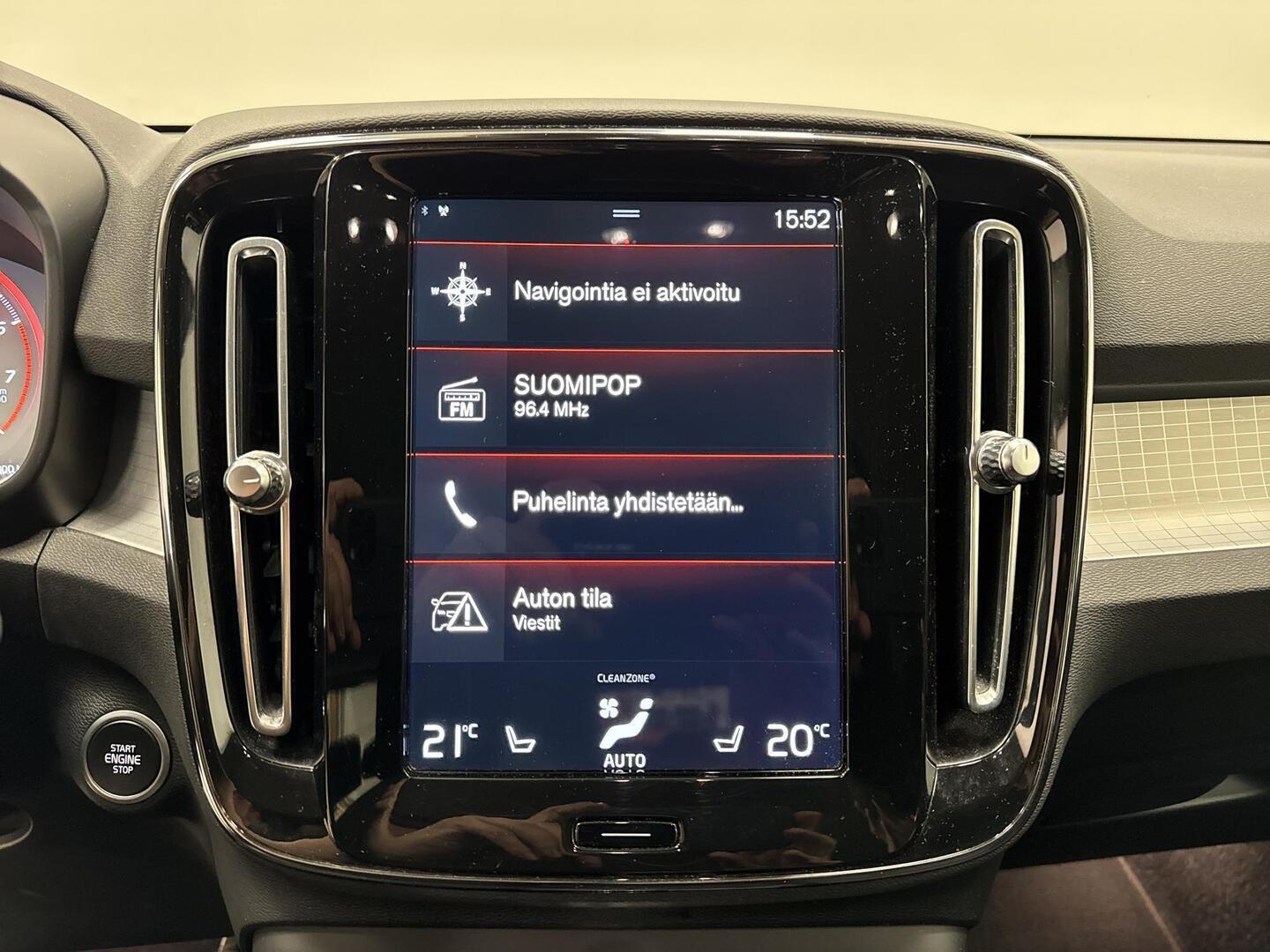 VOLVO XC40 2020