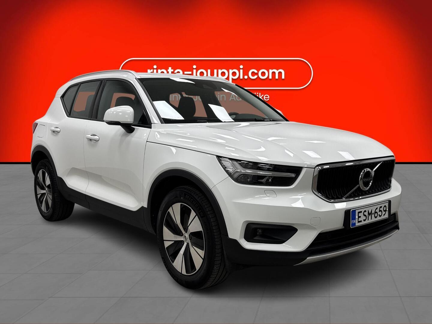 VOLVO XC40 2020