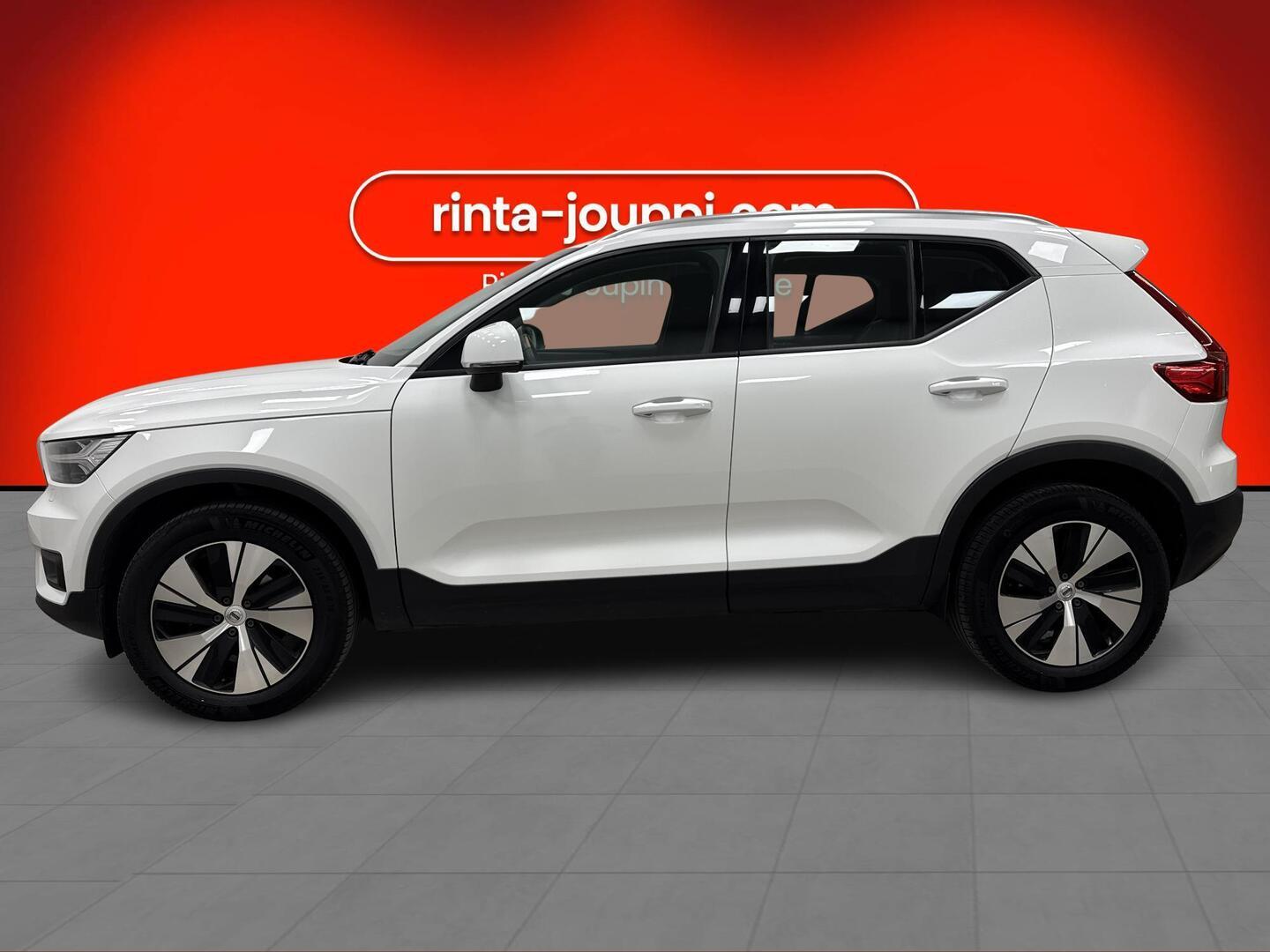 VOLVO XC40 2020