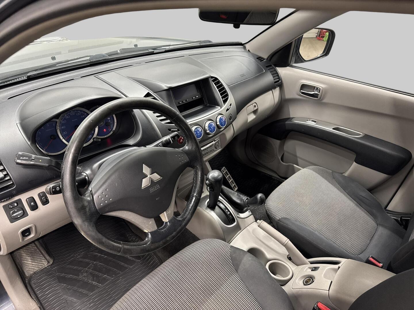 MITSUBISHI L200 2007