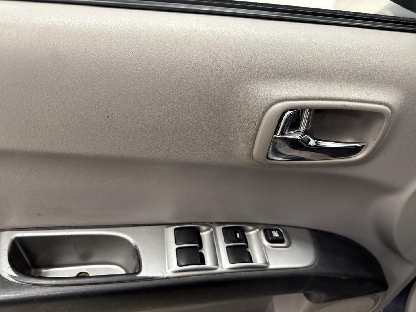 MITSUBISHI L200 2007