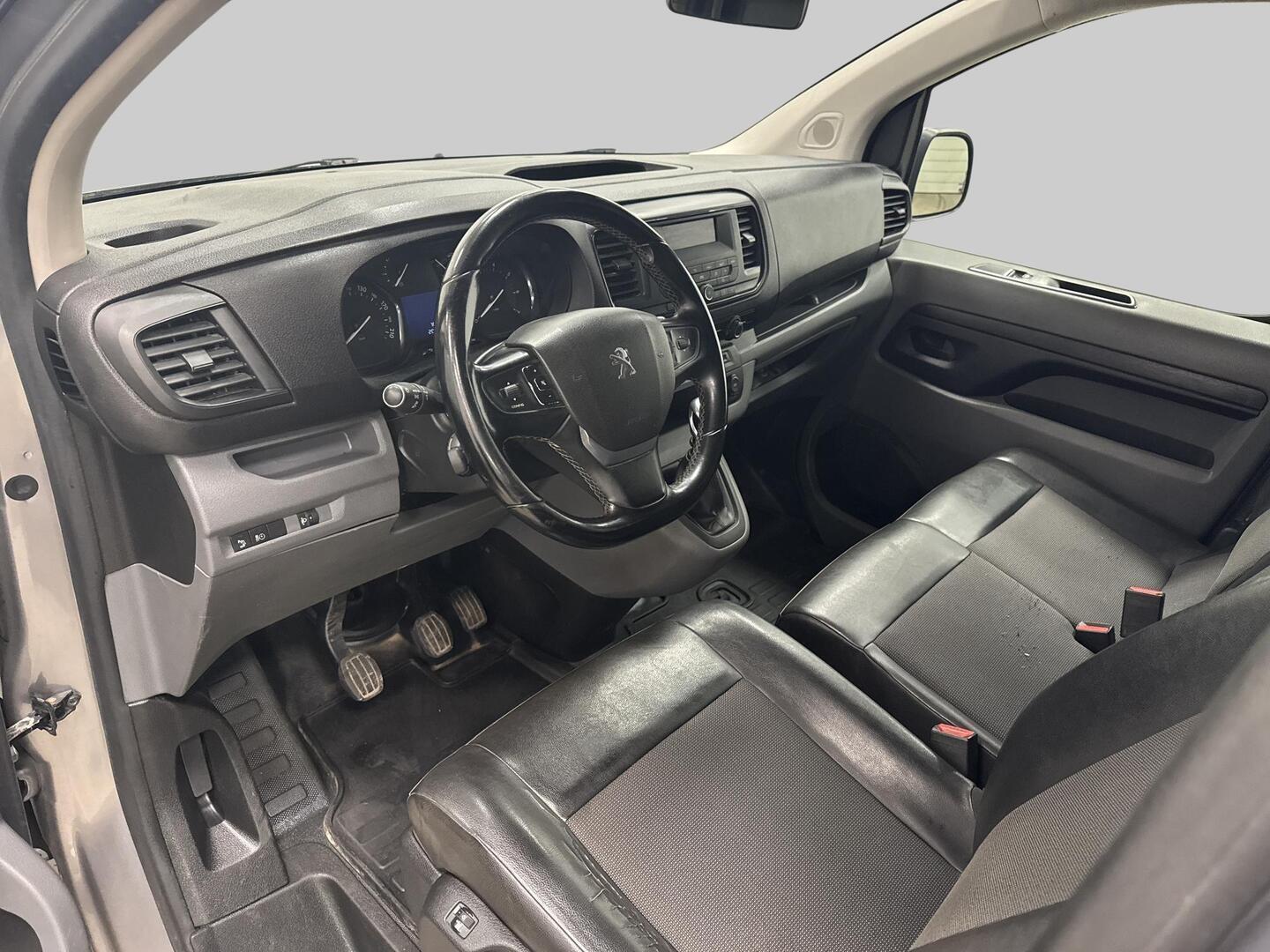 PEUGEOT Expert 2020