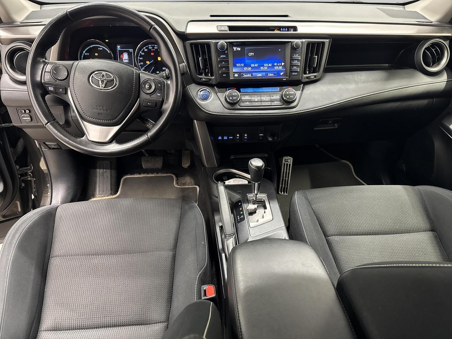 TOYOTA RAV4 2016