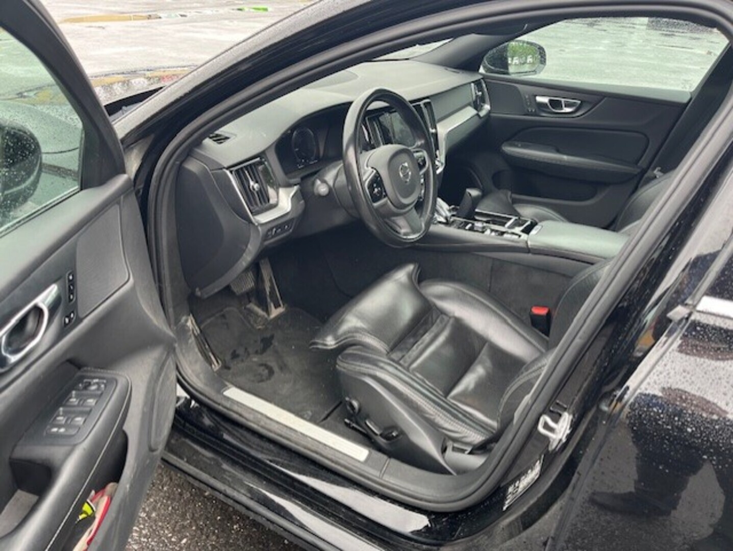 VOLVO V60 2019