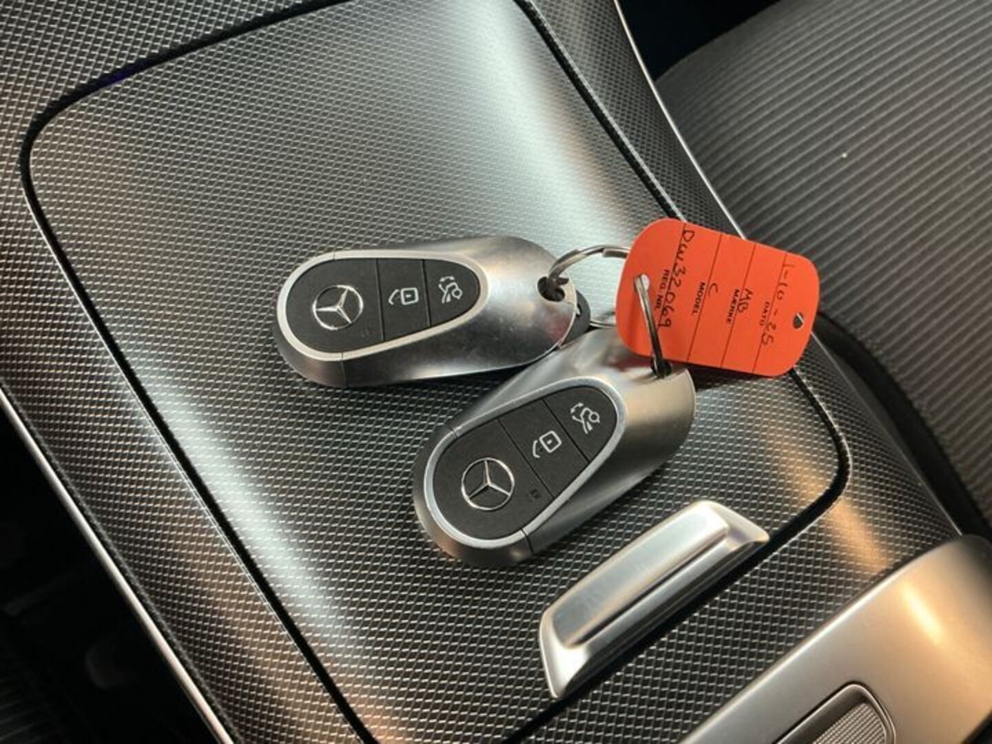 MERCEDES-BENZ C 2023