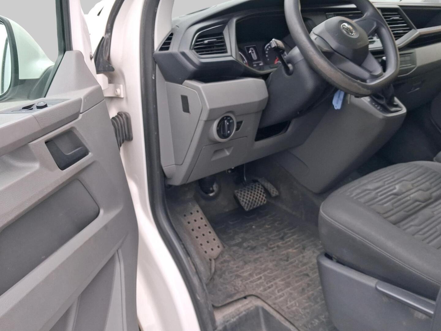 VOLKSWAGEN Caravelle 2020