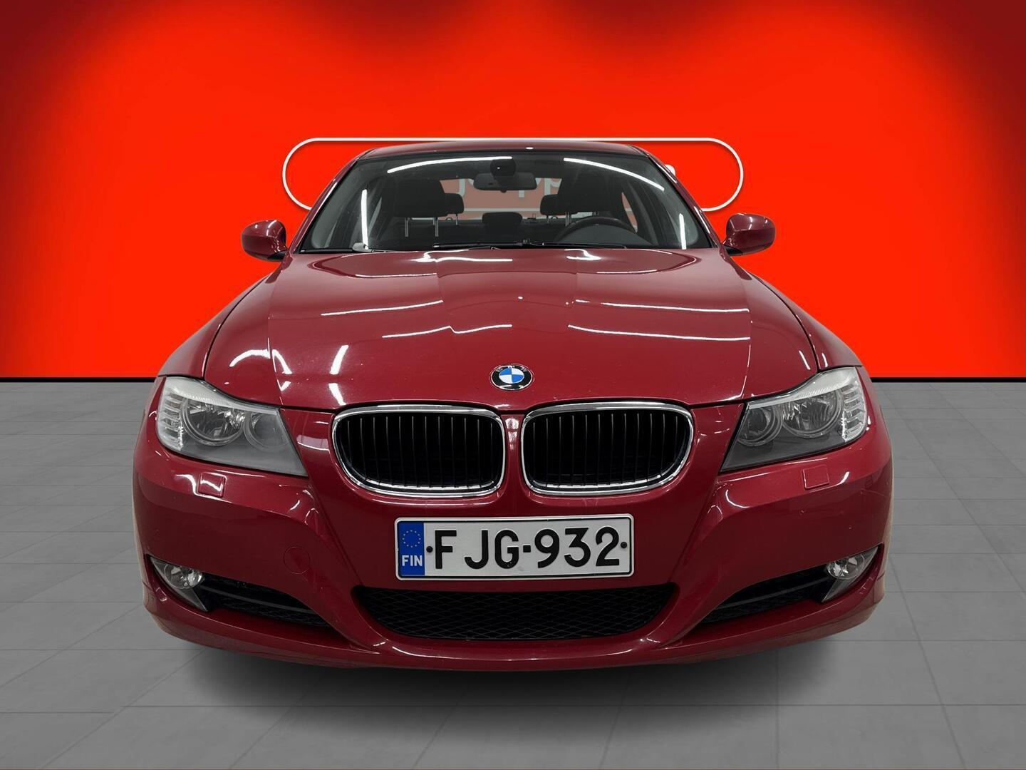 BMW 318 2009