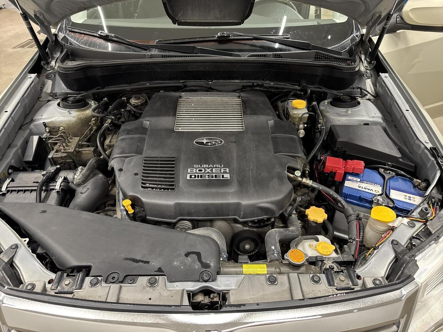 SUBARU Forester 2011