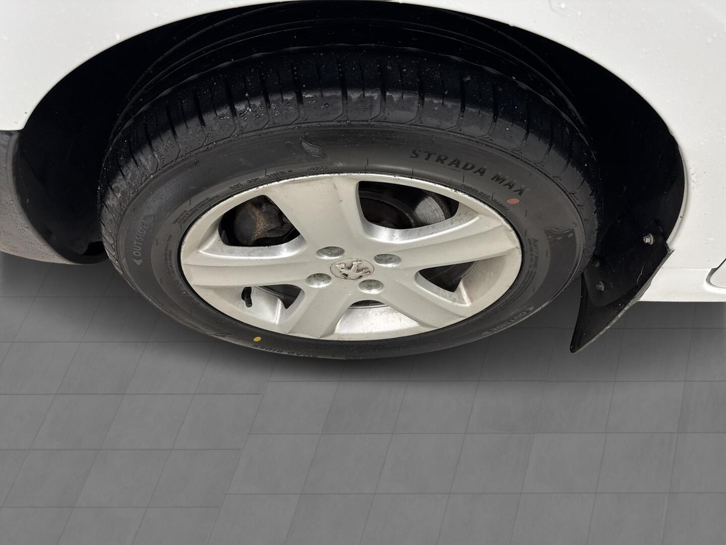 PEUGEOT Partner 2012