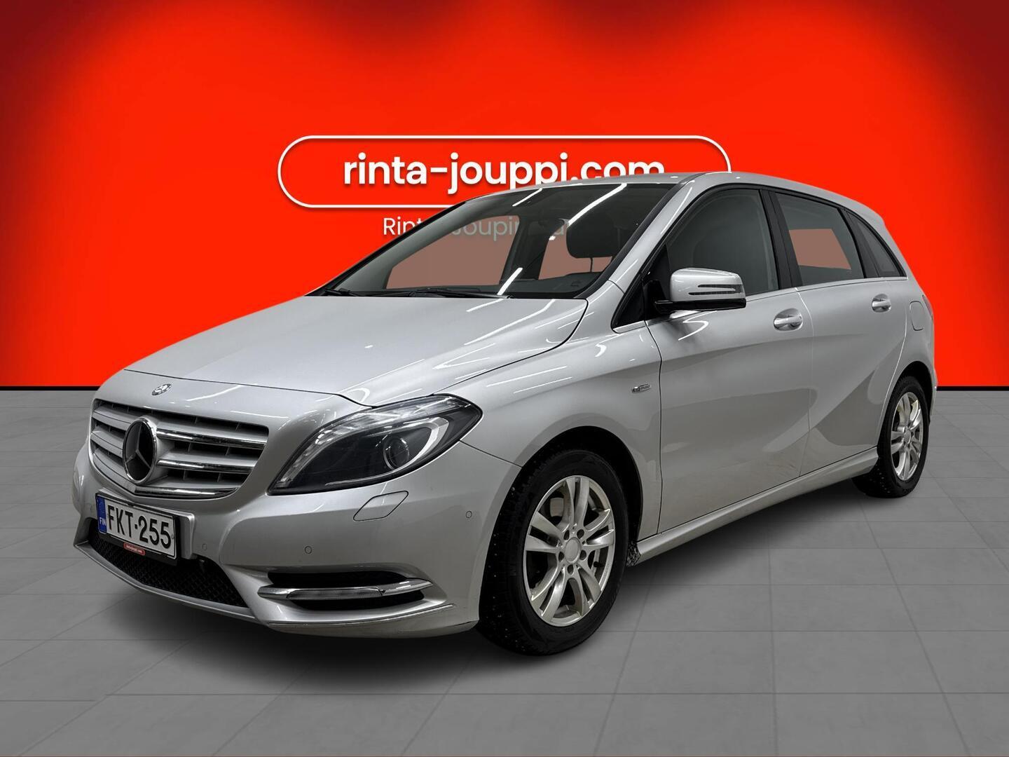 MERCEDES-BENZ B 2012