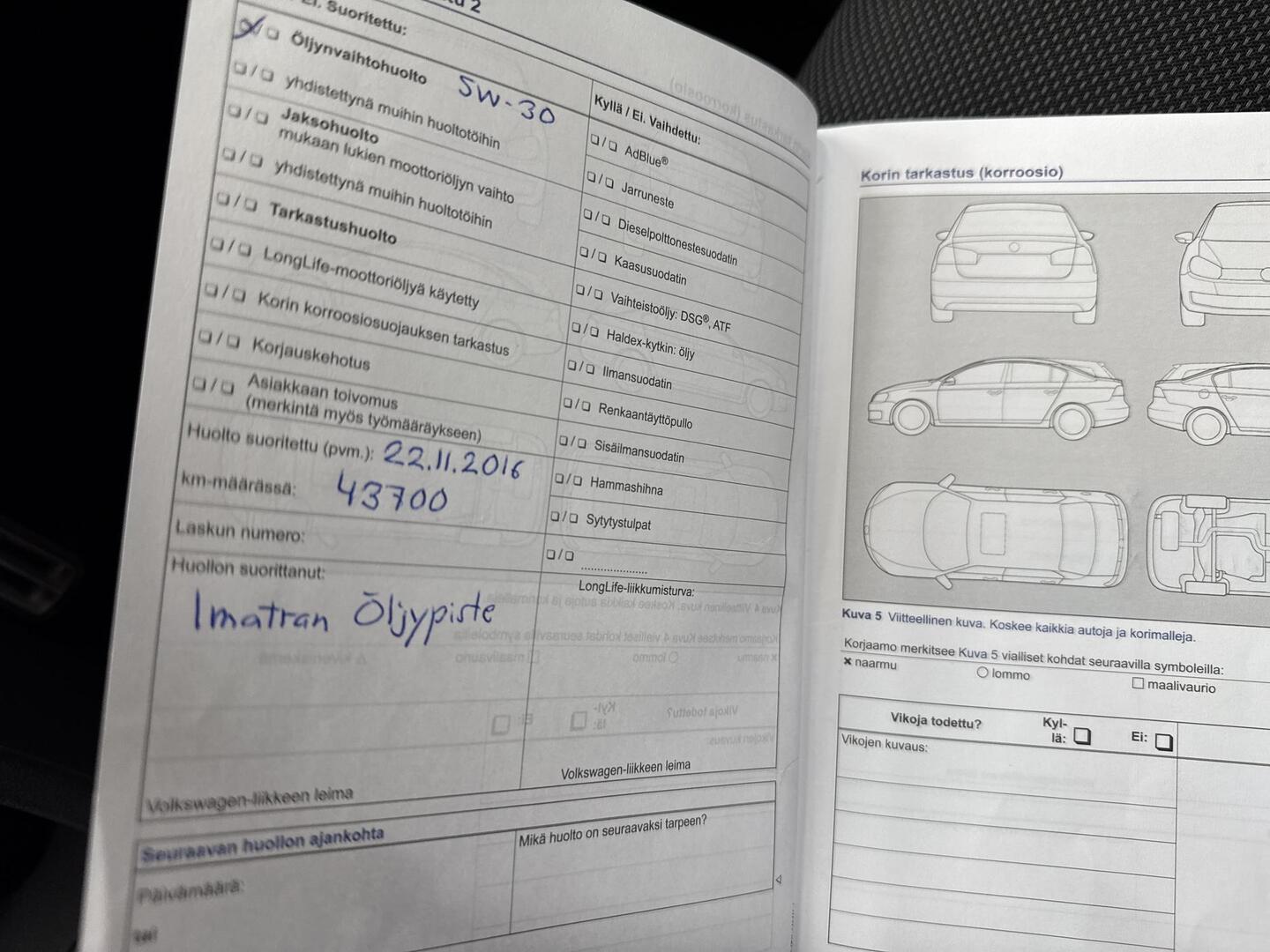 VOLKSWAGEN Polo 2013