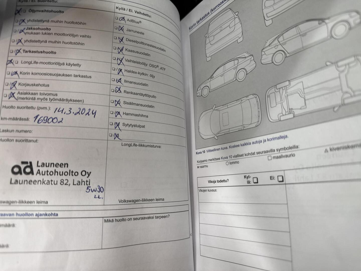 VOLKSWAGEN Polo 2013